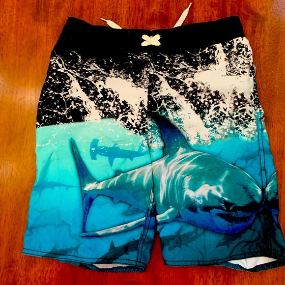 Boys Sz 10-12 Shark swim trunks - Picture 1 of 3